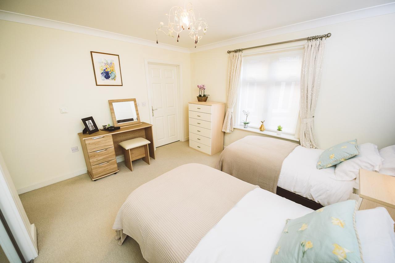 Charming Two Bedroom Apartment With Free Private Parking Лезерхед Экстерьер фото